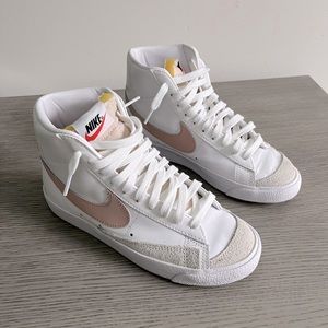 Nike Blazers mid ‘77 women’s shoes